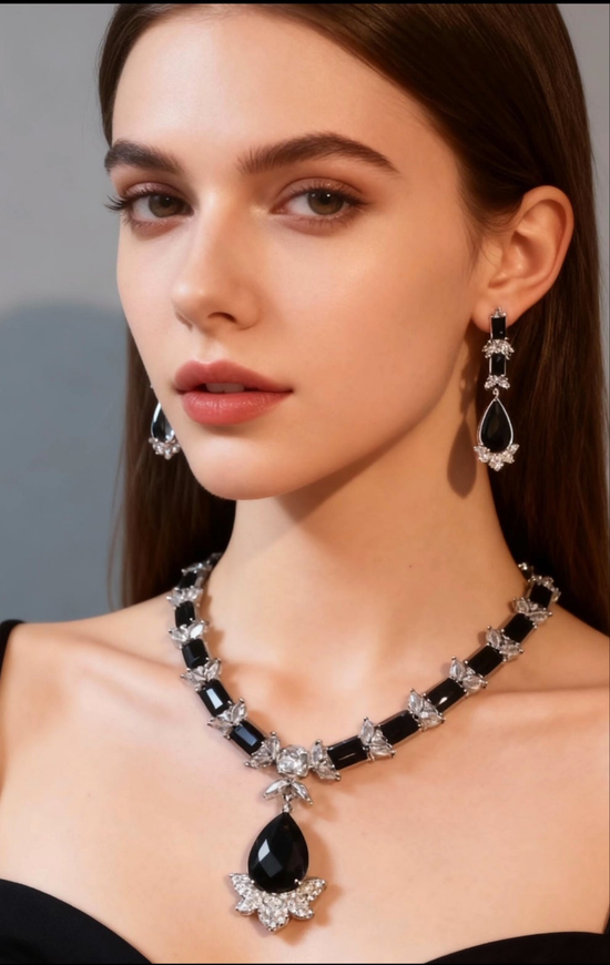 Black Teardrop Necklace & Earrings Set   Silver Plated with Crystals