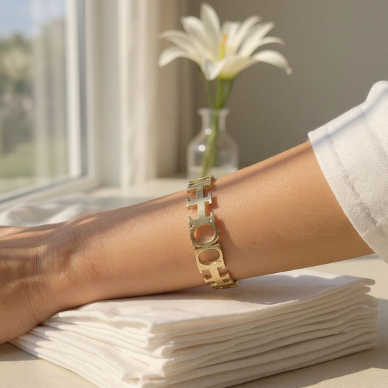 Geometric Gold Link Bracelet
