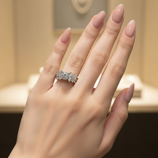 Aurora Baguette Solitaire, adjustable Ring - Silver & Gold